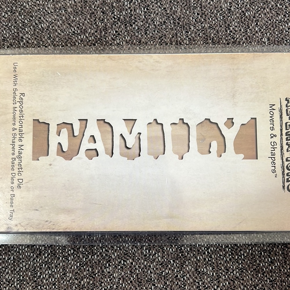 NWT Tim Holtz Sizzix movers and shapers Family Die discontinued